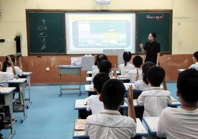 东西协作 同课异构——济南高新区劝学里小学与漠泥沟中心小学举行教研活动