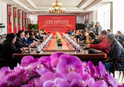 大连艺术学院十年打造原创剧目探索育人新路