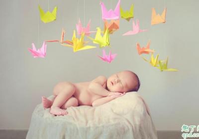 婴儿剪舌根几个月合适 婴儿舌根短什么时候剪比较好