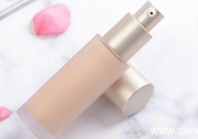 粉底液过期了使用有什么危害 粉底液过期还能用吗