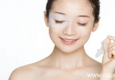 敷完眼膜之后要洗脸吗敷完眼膜后要不要洗脸