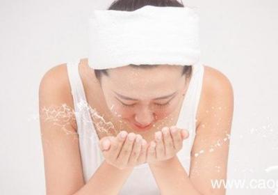 脸用什么洗可以变白 用什么洗脸能变白
