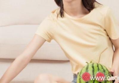 短裤怎么搭配 短裤搭配什么上衣