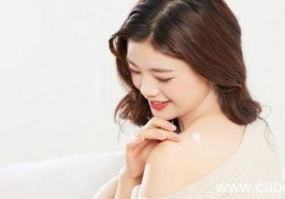 涂抹身体乳需要先擦干身体吗 涂身体乳要擦干身体吗