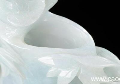 玉跟翡翠的区别在哪里 翡翠和玉有哪些区别
