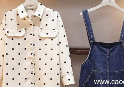 背带裤怎么搭配衣服 背带裤如何配上衣