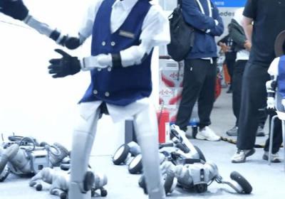 宇树科技发布全新仿生人形机器人H2
