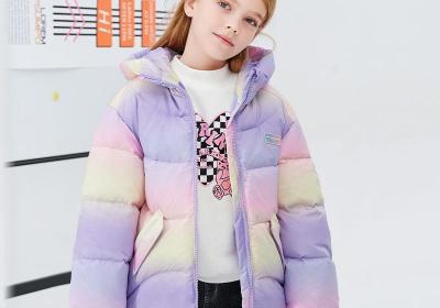 青蛙王子女童羽绒服，时尚保暖价优！