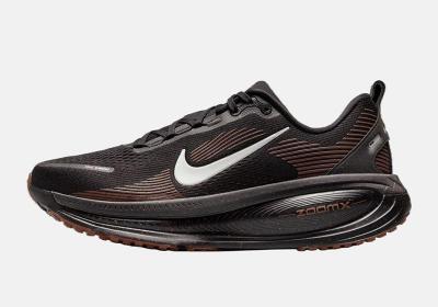 NIKE VOMERO 18男鞋530元