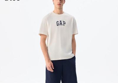 拼多多百亿补贴！Gap纯棉印花短袖50元