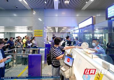 湖南口岸2025年出入境人数突破百万！外国旅客占比超五成