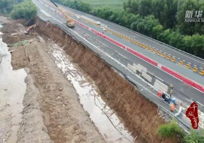 千城百县看中国｜河北高速：全力抢通灾后路段 筑牢通行安全线
