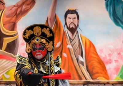 董卓和吕布是什么关系 董卓是吕布杀的吗