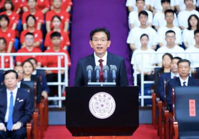 清华校长寄语本科新生：弘扬伟大抗战精神，传续西南联大薪火
