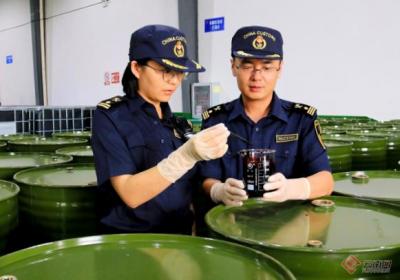 辣椒红串起外贸“红火链”