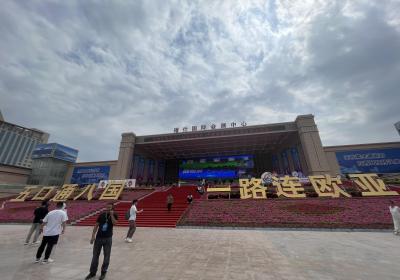 上海元素闪耀第十五届喀交会，助力新疆好物推广