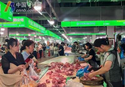 同比下降30.8% 今年猪肉价格为何“跌跌不休”？