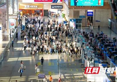 8月从湖南出发去北京 选这些高铁出行更划算