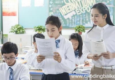 它屏息凝视非把老鼠等出来改为肯定句 它屏息凝视非把老鼠等出来如何改为肯定句