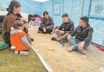 【党旗在基层一线高高飘扬】“90后”村支书点亮牧村振兴路——记果洛州久治县智青松多镇德合隆村党支部书记才让