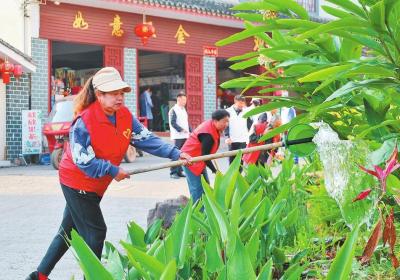 【党旗在基层一线高高飘扬】 宁洱县磨黑镇志愿服务队为民解忧纾困 初心映桑榆 社区添暖色
