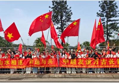 吕绍蔚再度访问越南，开启民间外交新篇章