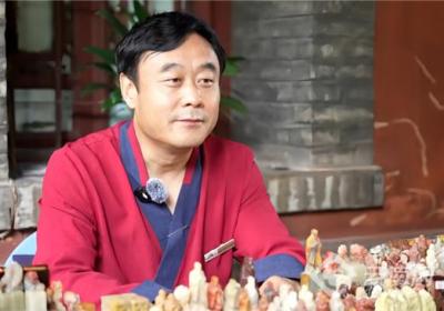 重走联大路 续写强国梦丨他给文脉刻指纹：篆刻者李计河在建水文庙的十八载