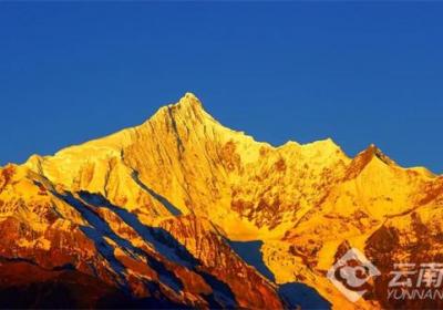 【早安云南·云游】云端步道绕山脊，在雪山峡谷间寻找心灵的归宿