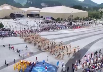 各地妙招频出激发消费潜力 特色“清凉游”带活“避暑经济”