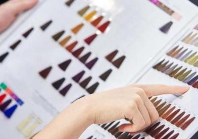 染黑不漂色还能上色么 染黑的头发不漂能上色吗
