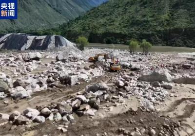 四川丹巴大雨引发多处山洪泥石流 已致4人失联