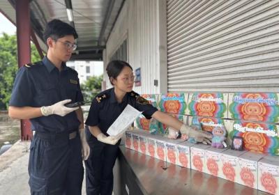 假的真不了！萝岗海关查获涉嫌侵权“LABUBU”玩偶逾7000件
