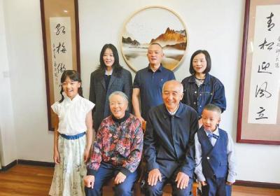 【文明之光耀云岭】全国文明家庭李桂科家庭：传承家风 书写大爱