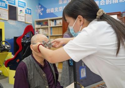 眼科义诊、公益配镜 全国“爱眼日”家门口守护居民眼健康