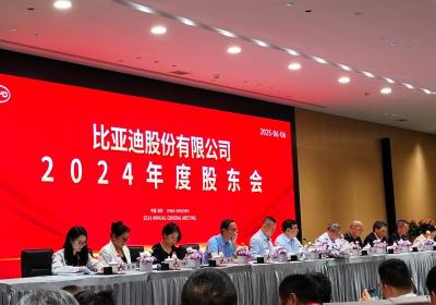 比亚迪王传福：智能驾驶首要目标确保安全，期望降低事故率