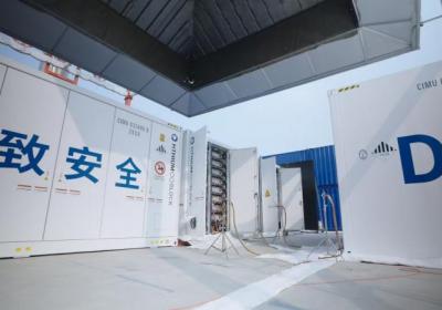 海辰储能全球首次开门燃烧试验成功