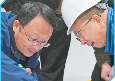 歼—10系列战机研制团队坚持自主研发，矢志创新攻坚——长空砺剑 科研报国