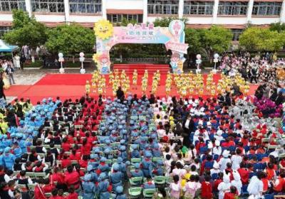 陆良县文化小学：生如夏花 绚烂绽放 童趣飞扬