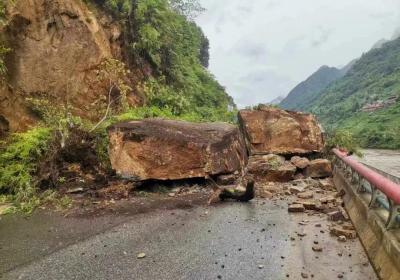 强降雨致云南西北部多地受灾！多方力量正紧急救援……