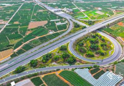云南宾南高速公路全线通车运营