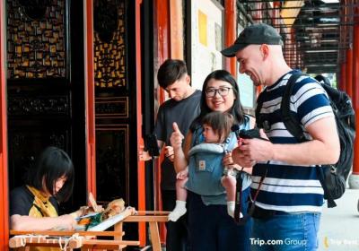 全球旅行达人游成都锦江：有亿点震撼