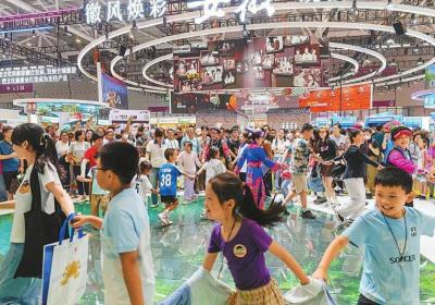 科技感与烟火气交融，深圳文博会上看见四川万千气象