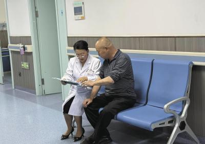 【最美高原奋斗者·最美科技工作者】科技领航 医海逐光——记海东市第一人民医院院长助理、内一科主任巨涛