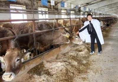 吉林省最美科技工作者｜以科技为笔 绘就畜牧振兴新篇——记中国农业科学院杨艳玲