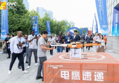 光博会朋友圈扩展：20项目签约近200亿