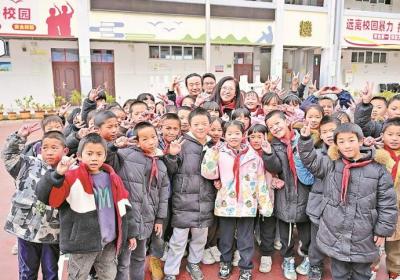 跨越山海去支教 播撒音乐播撒爱