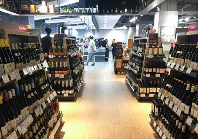 美国葡萄酒在中国市场遇冷，有商家表示售罄后将不再进货