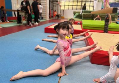 云南省2025年体操等级比赛首站昆明竞技