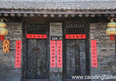 梦见门口是什么意思 梦见门口有什么预兆
