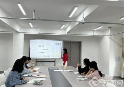 昆明市第十七幼儿园金广园区聚焦进餐环节开展主题教研活动